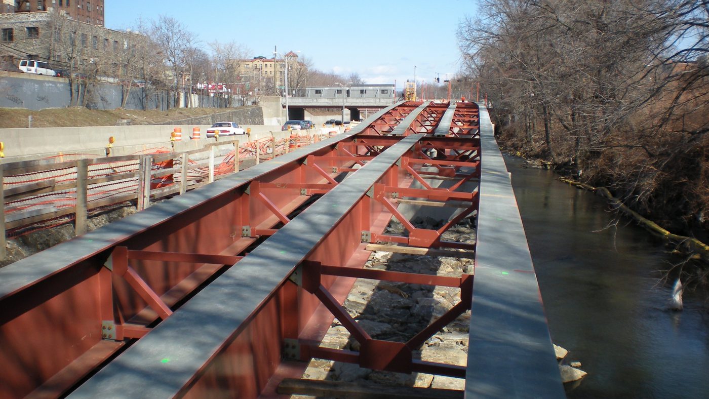 Bronx River Parkway Northbound Exit Ramp to Yonkers Avenue LKB